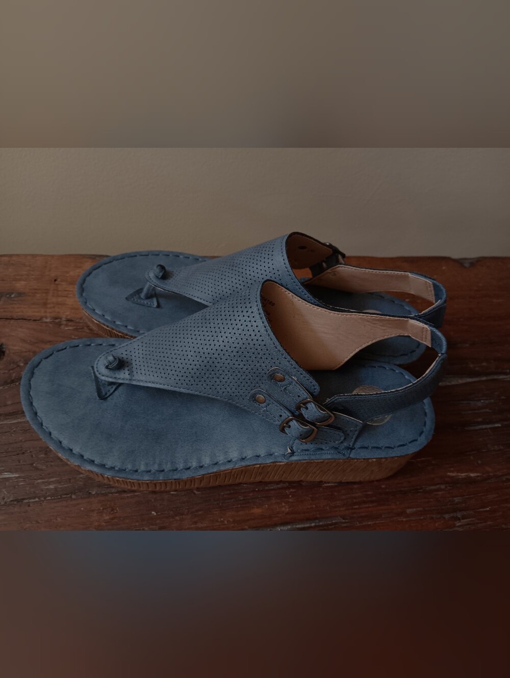 Journee Collection McKell Wedge Sandals Slate Blue Size 7.5